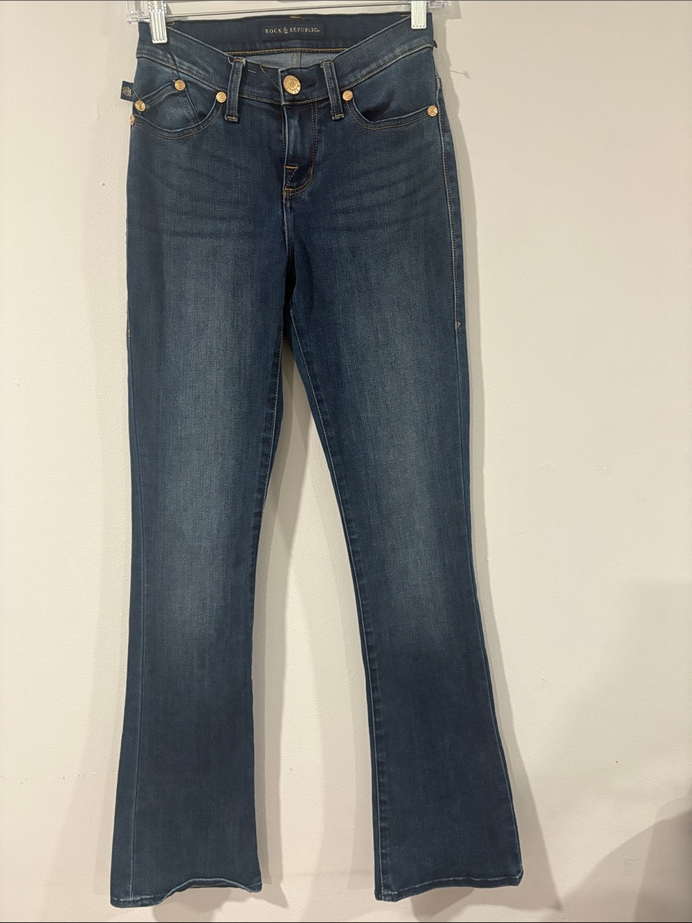 Rock & Republic Medium Dark Blue Flare curvy boot cut jeans
